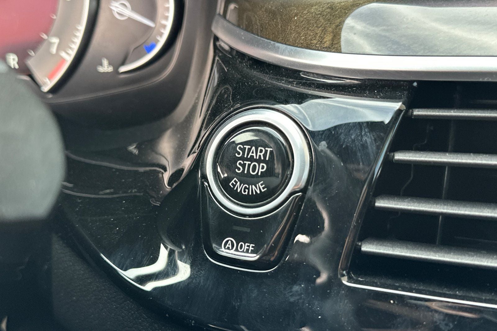 2019 BMW 5 Series 540i