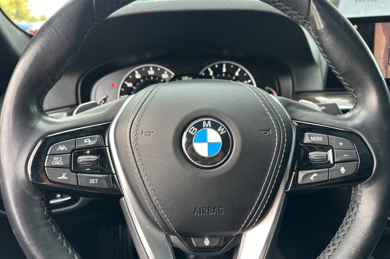 2019 BMW 5 Series 540i