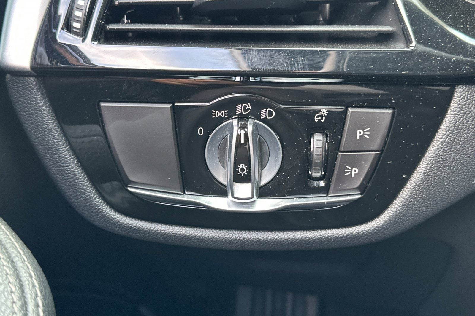 2019 BMW 5 Series 540i