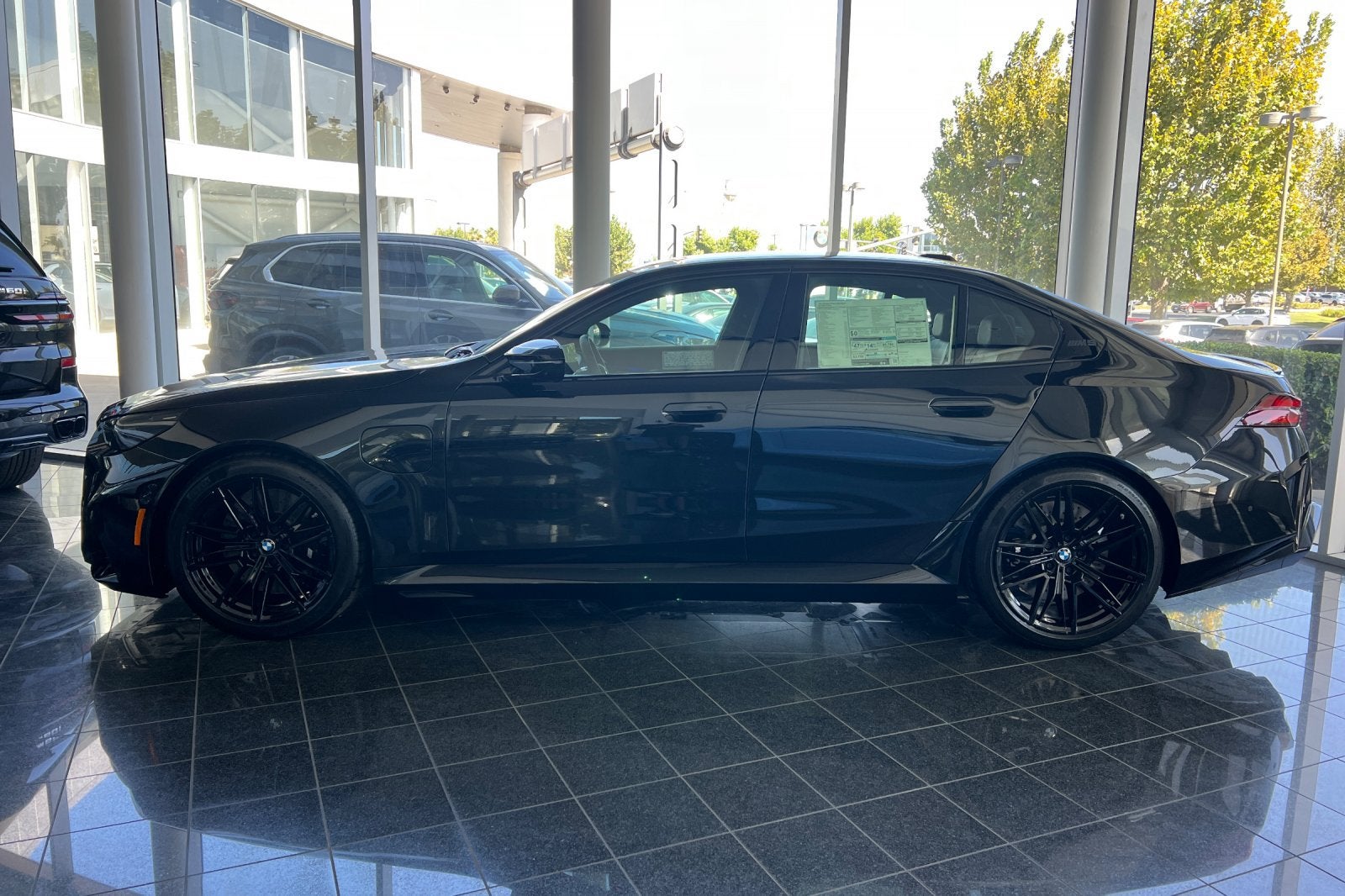 2027 BMW M5 Base