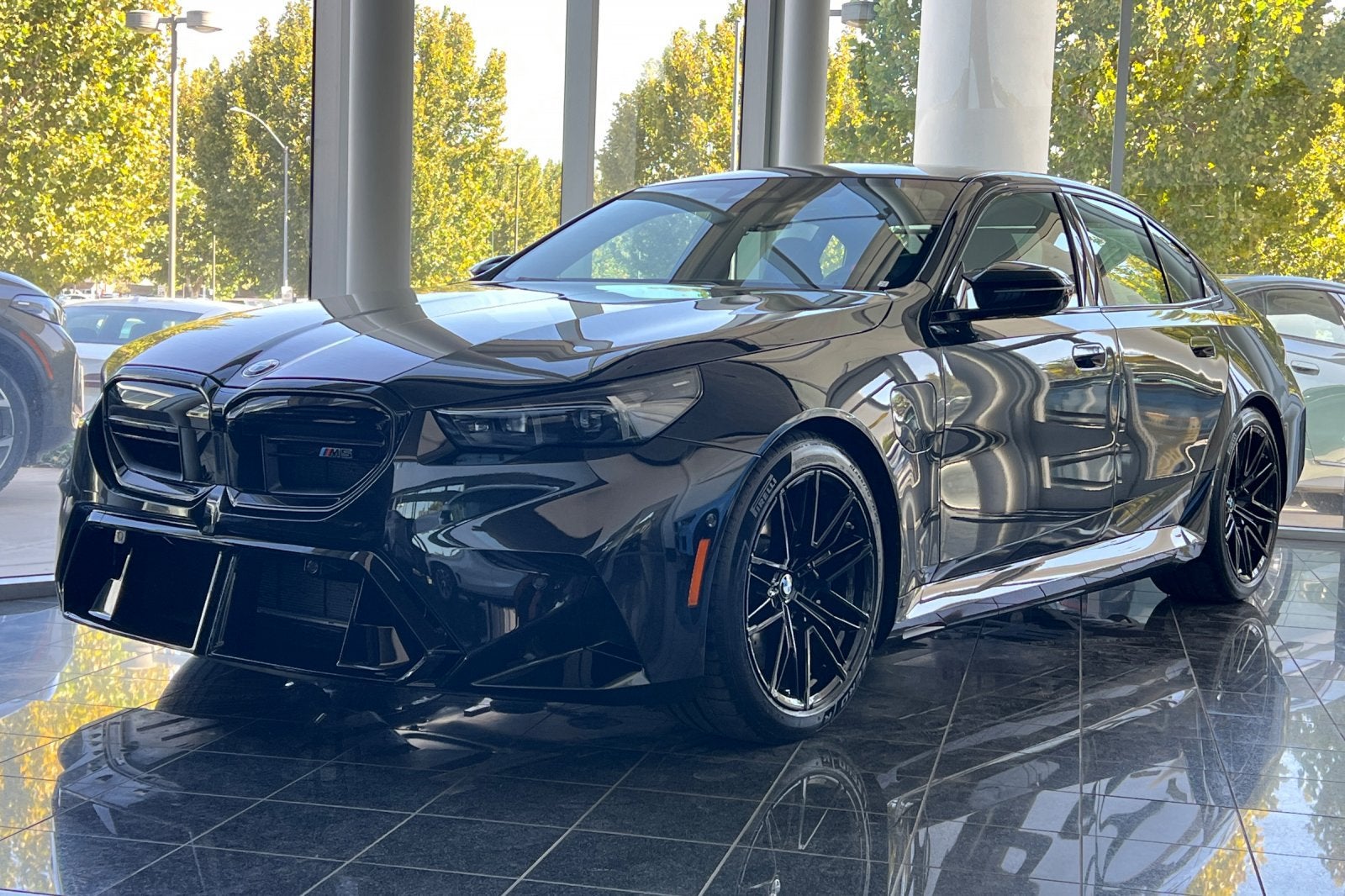 2027 BMW M5 Base