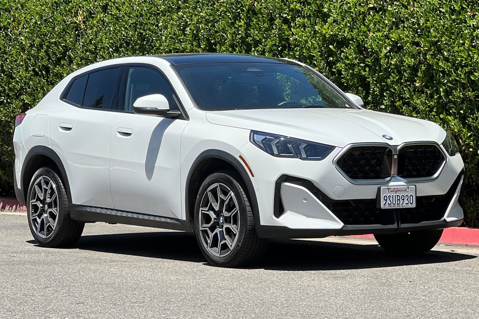 2025 BMW X2 xDrive28i
