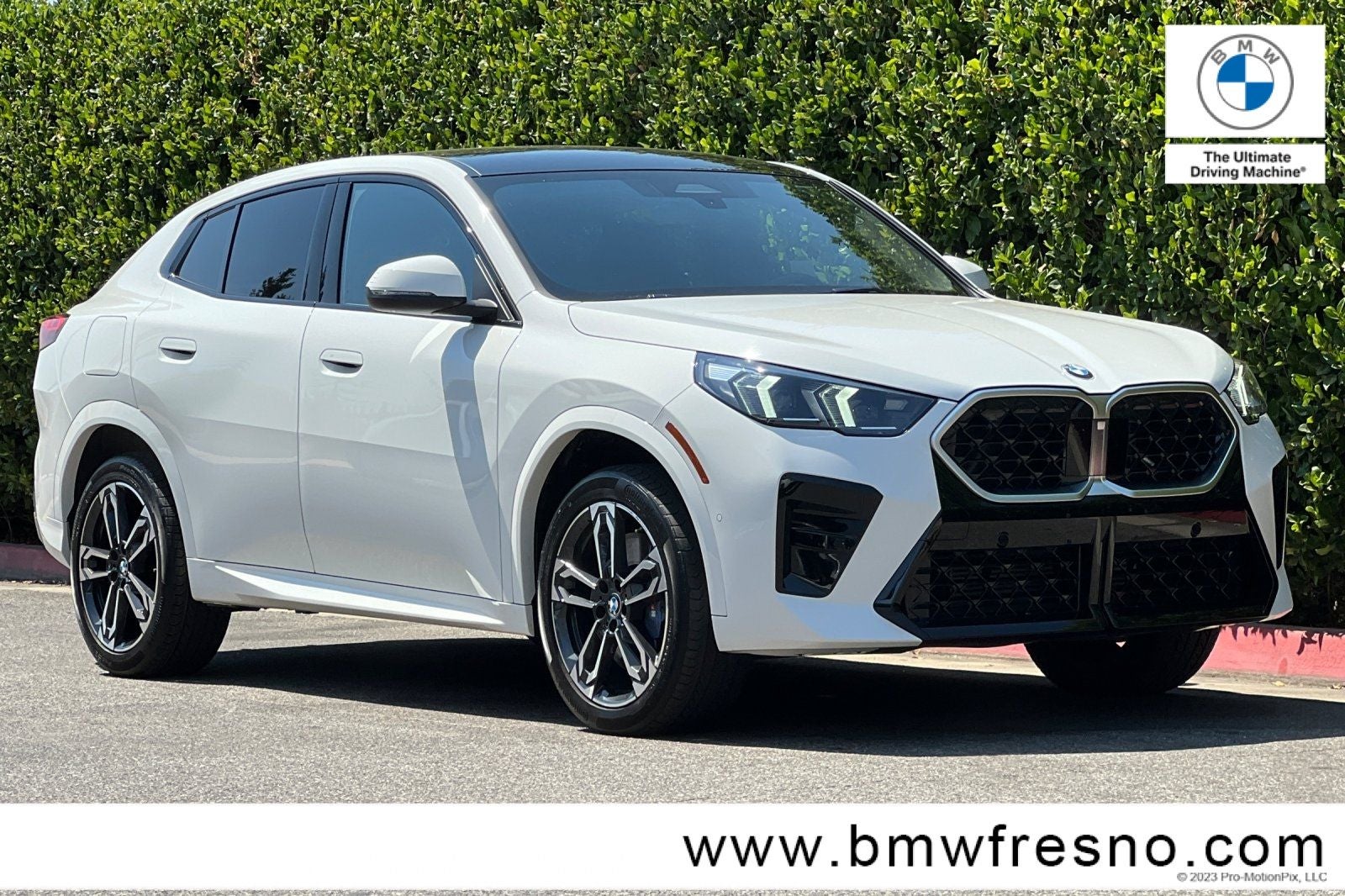 2025 BMW X2 xDrive28i