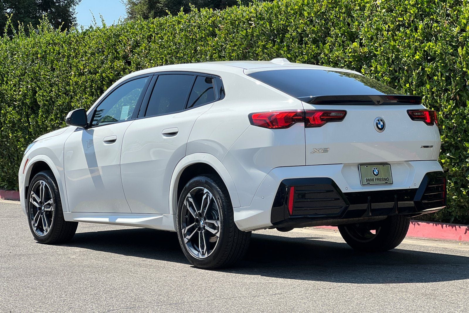 2025 BMW X2 xDrive28i