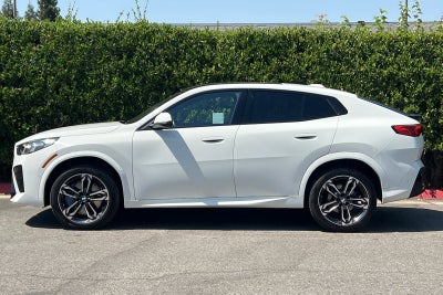 2025 BMW X2 xDrive28i