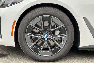 2025 BMW i4 eDrive40