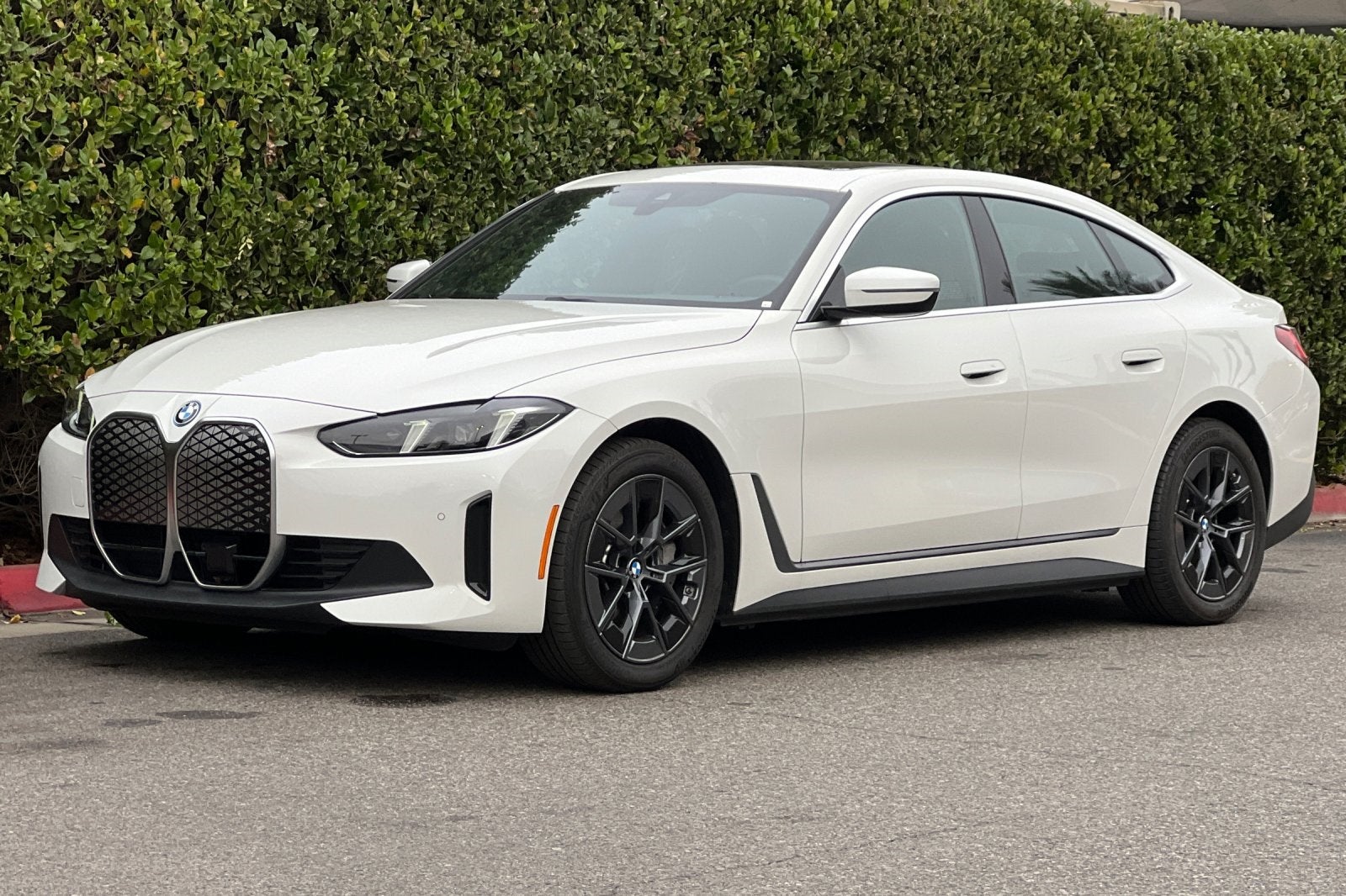 2025 BMW i4 eDrive40