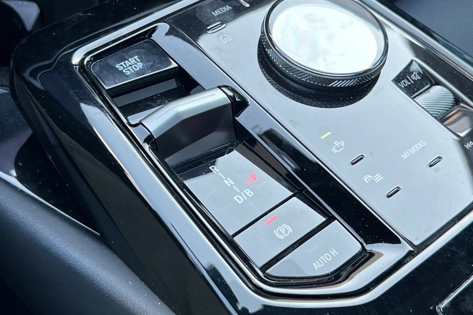 2024 BMW i5 eDrive40