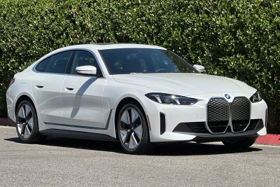 2026 BMW i4 eDrive40