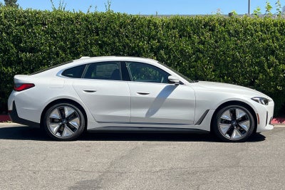 2026 BMW i4 eDrive40