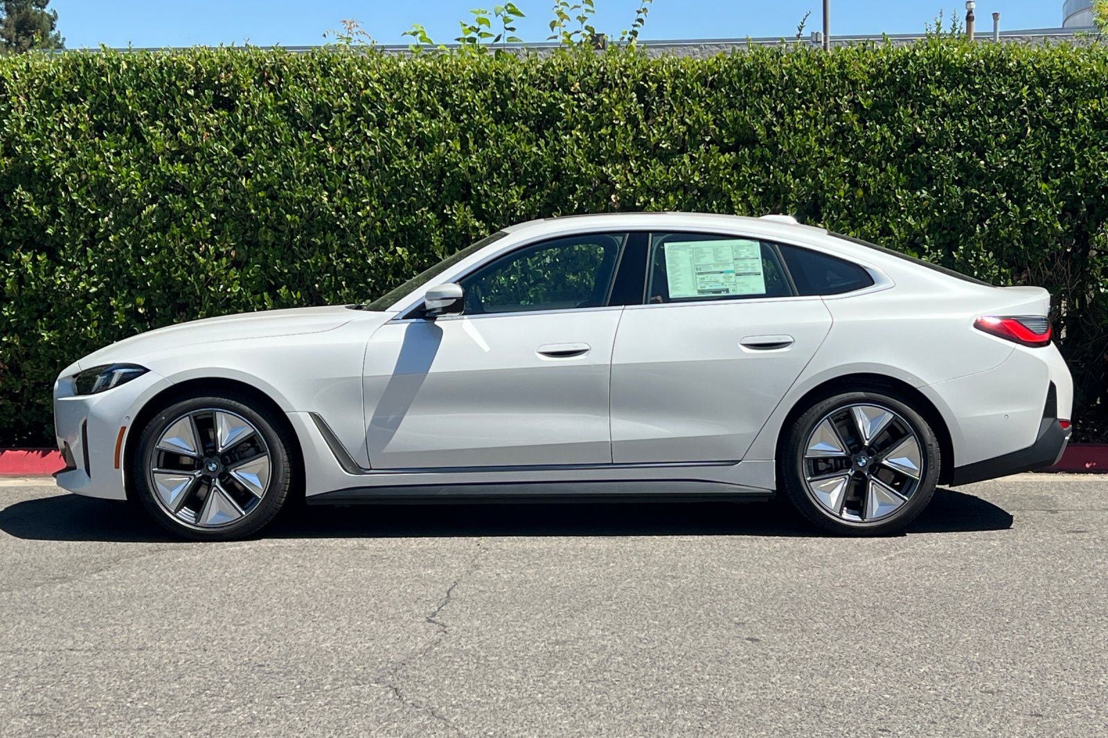 2026 BMW i4 eDrive40