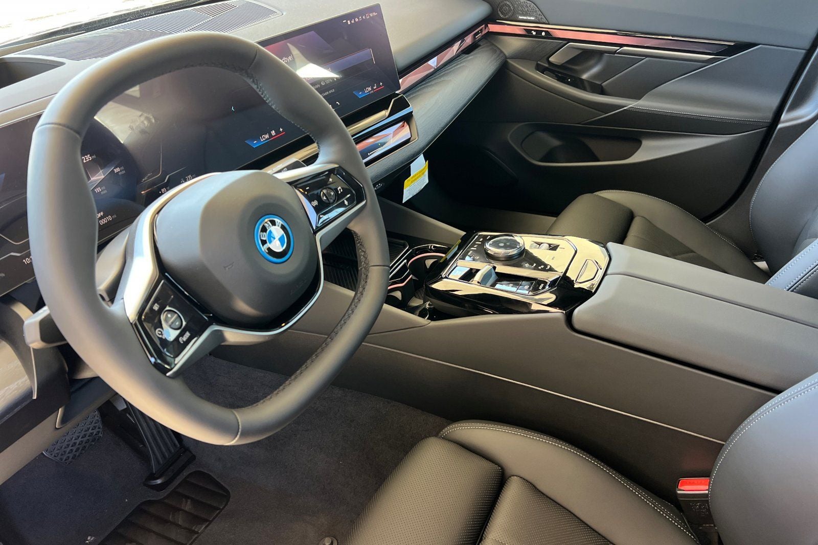 2027 BMW i5 eDrive40