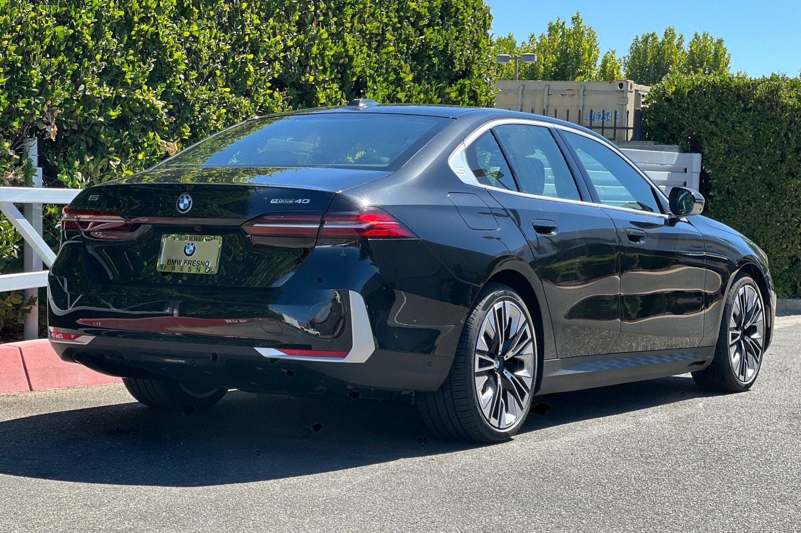 2027 BMW i5 eDrive40