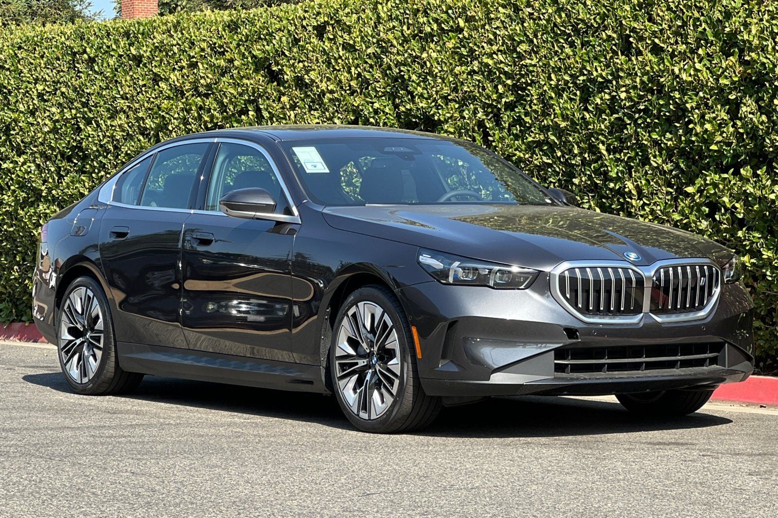2027 BMW i5 eDrive40