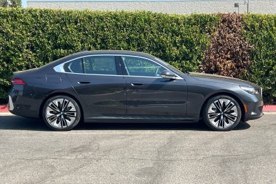 2027 BMW i5 eDrive40