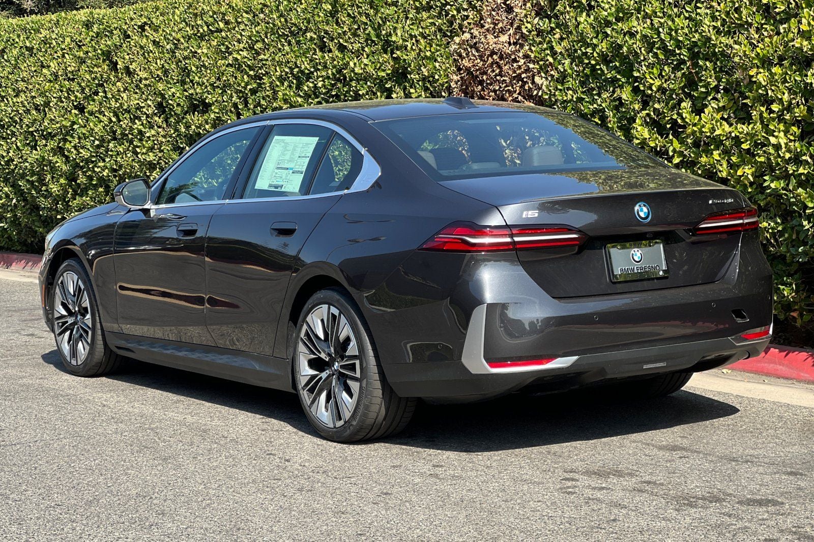 2027 BMW i5 eDrive40