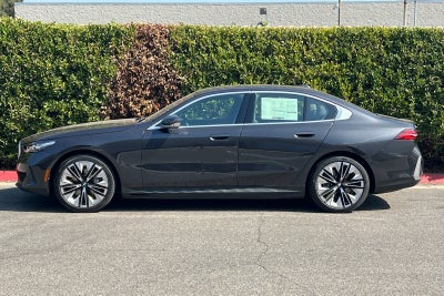2027 BMW i5 eDrive40
