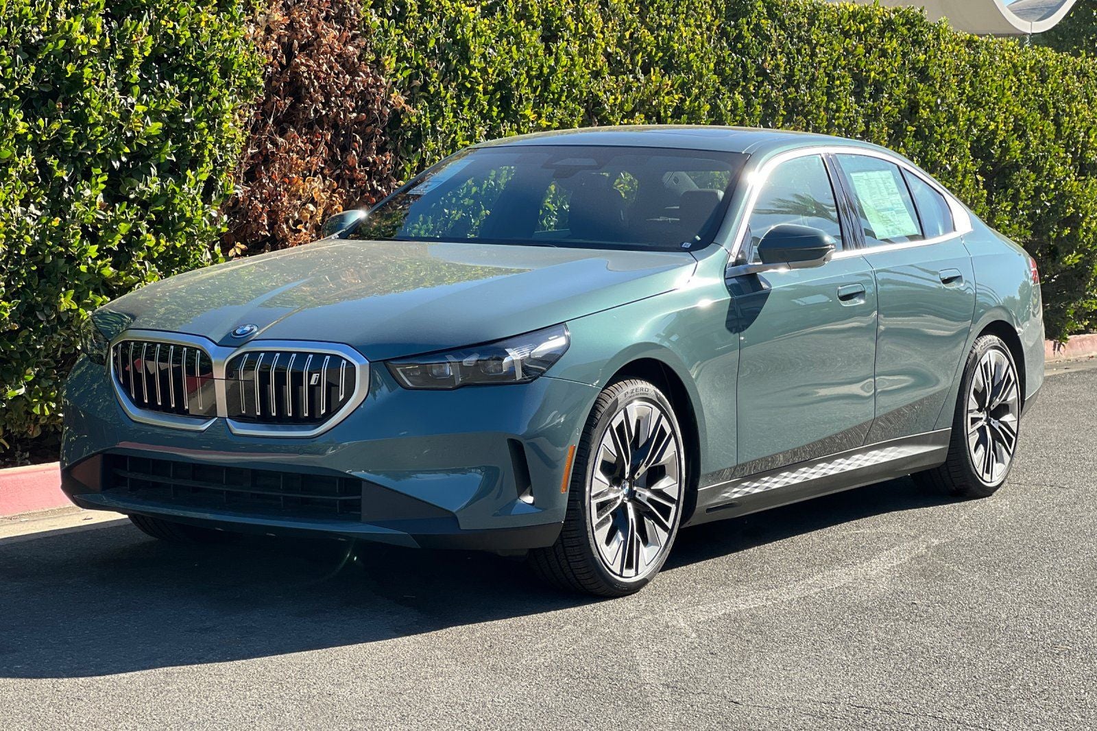2027 BMW i5 eDrive40