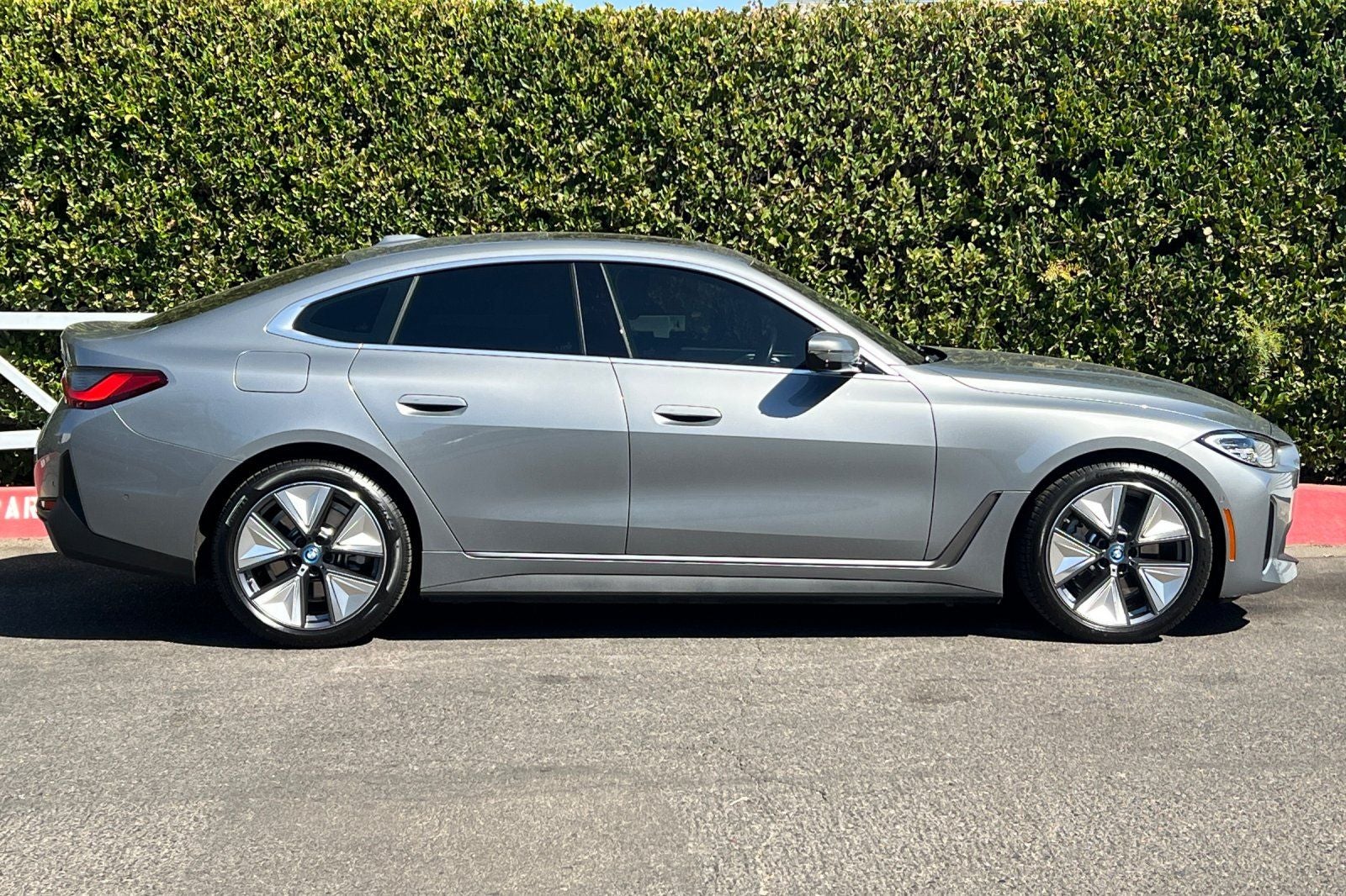 2023 BMW i4 eDrive40