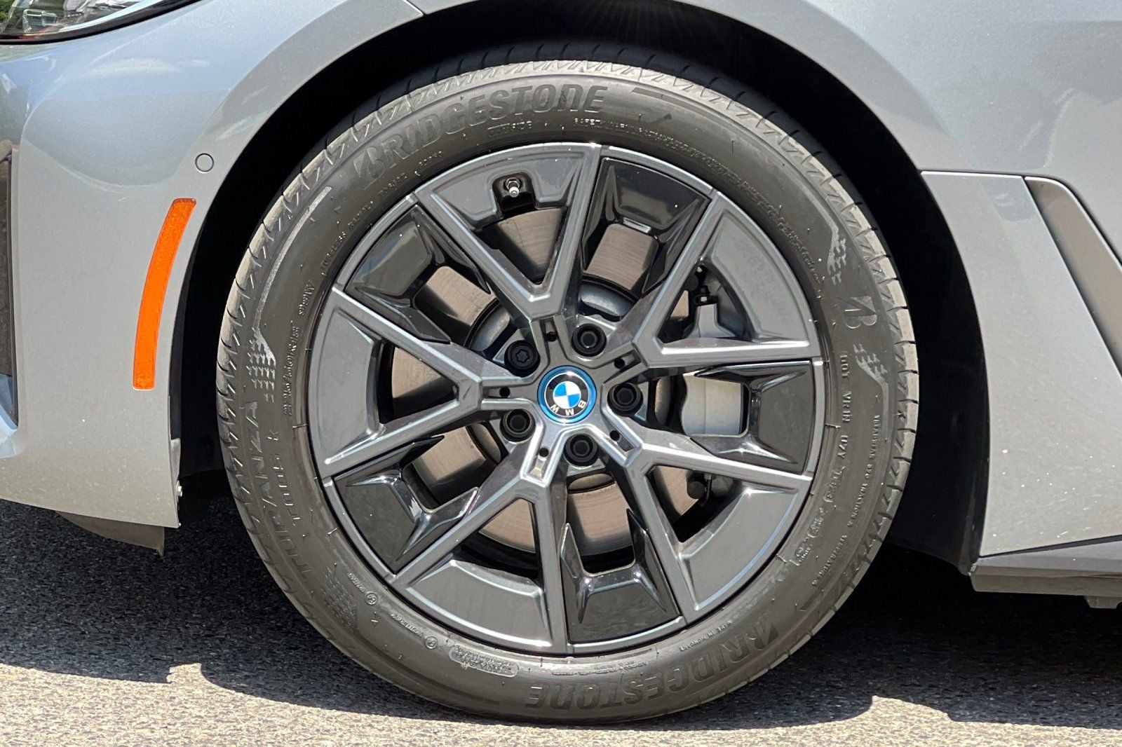 2023 BMW i4 eDrive40