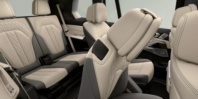 2026 BMW X7 safety cameras 