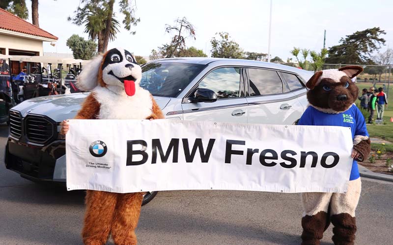 DOG DAYS AT AIRWAYS - BMW Fresno in Fresno CA
